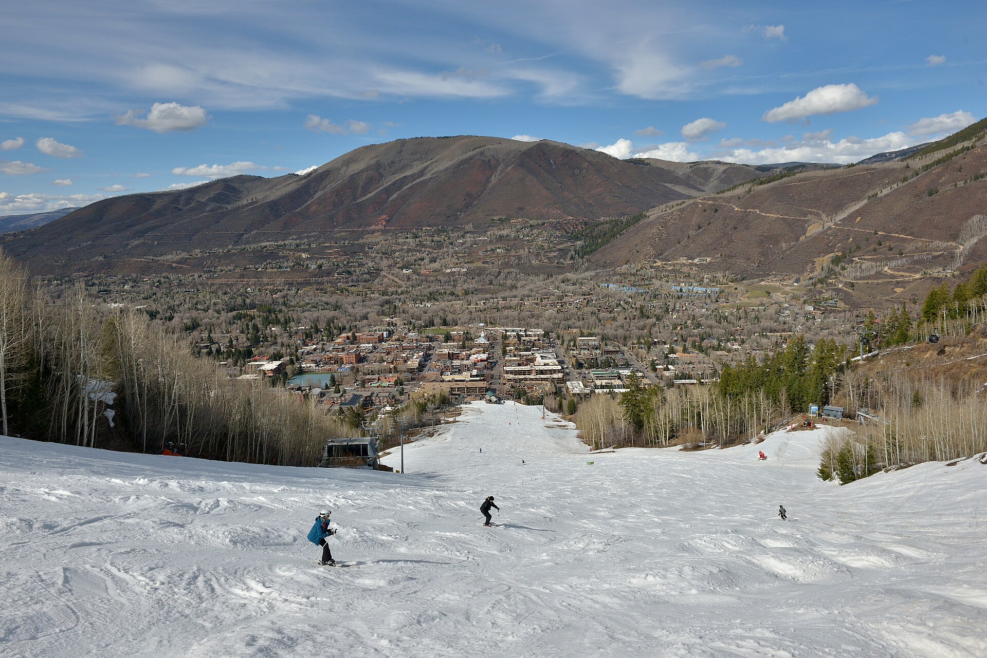 Spring skiing on Aspen Mountain above the town of Aspen, Colorado