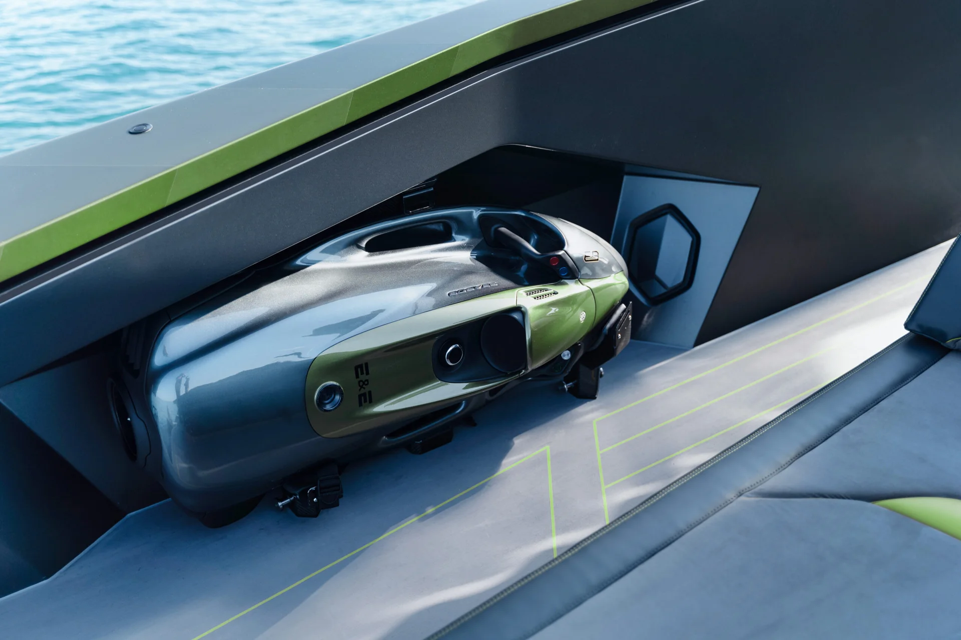Tender stowed in the garage of the Tecnomar for Lamborghini 63